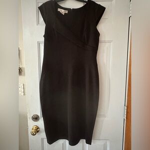Vintage Classic Black v-neck Cap Sleeve Sheath Dress. Size 14.